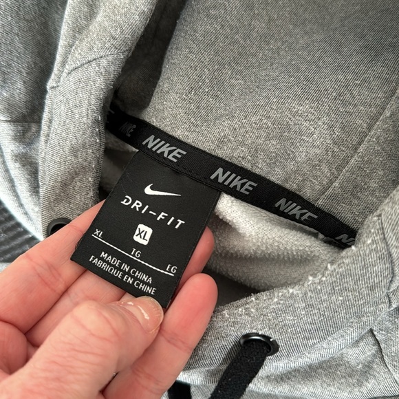 Nike Hoodie - Picture 5 of 5